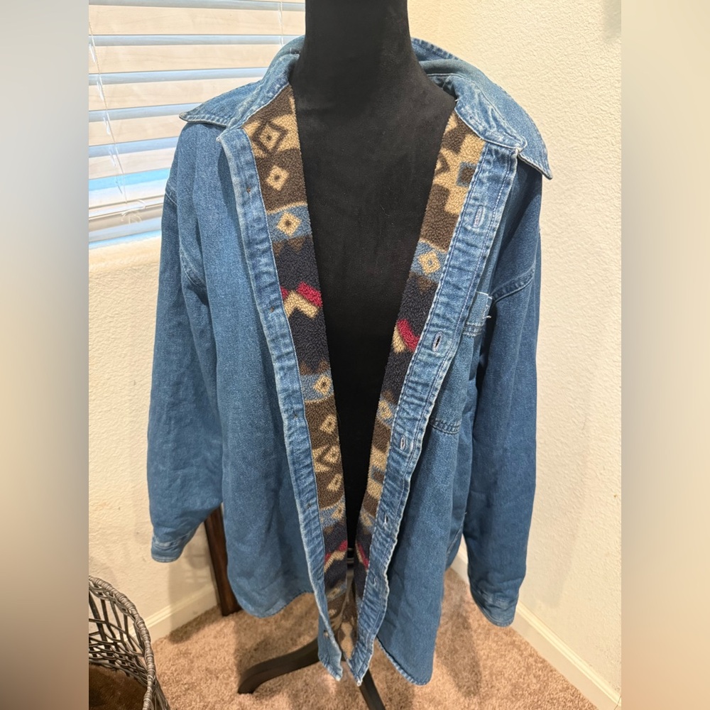 Basic Editions Blue Denim Jacket with Patterned‎ Lining